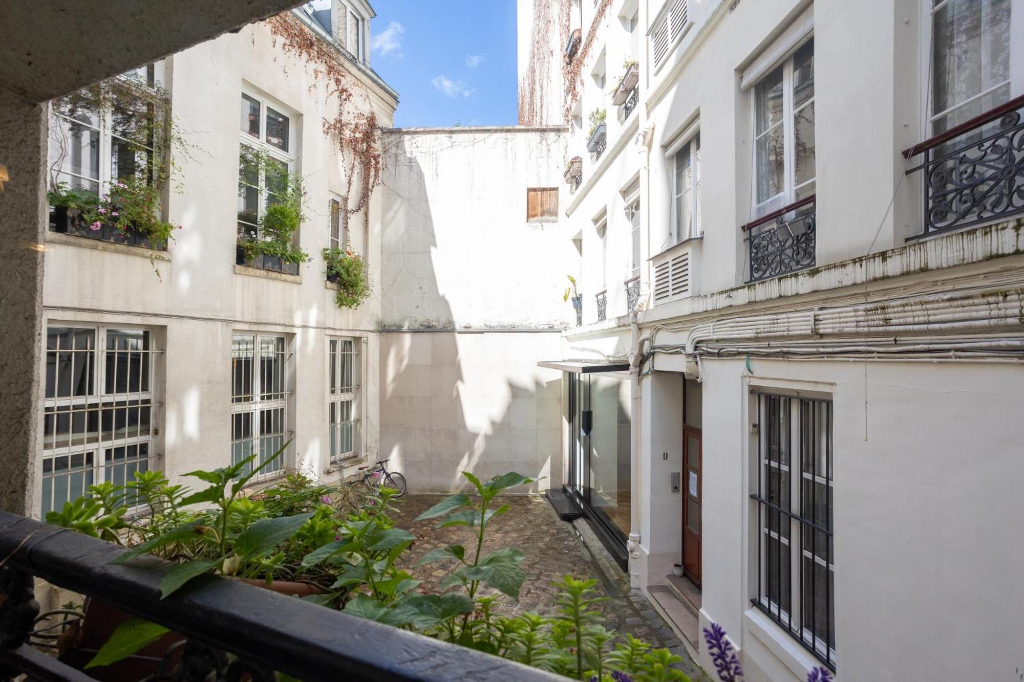Studio Cosy Romantique En Plein Coeur De Paris Apartment Bagian luar foto